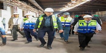 وزير قطاع الأعمال يتفقد الشركة العامة لمنتجات الخزف والصيني "شيني" بالقليوبية