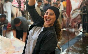 على طريقة بوحة الصباح.. ظهور مفاجئ للفنانة آيتن عامر من داخل المدبح