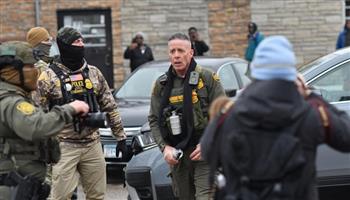 قضاة فيدراليون يصدرون أحكامًا متزامنة انتقدوا فيها أساليب إدارة ترامب في إنفاذ قوانين الهجرة