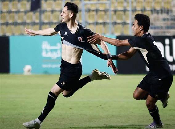 الدوري الممتاز.. بتروجت بعشرة لاعبين يتقدم على إنبي في الشوط الأول  