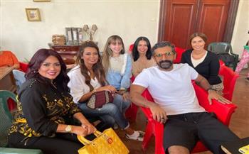 فرح الزاهد تشارك كواليس مسلسل «روج أسود».. وتؤكد دعم المخرج والمؤلف لها وحبها للأبطال