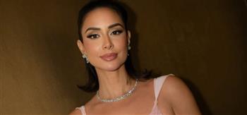 بسنت شوقي بإطلالة جذابة باللون الوردي