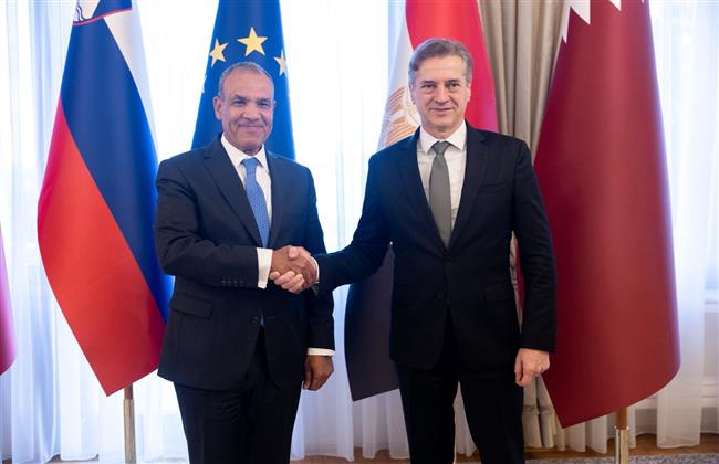 وزير الخارجية يبحث مع رئيس وزراء جمهورية سلوفينيا تعزيز العلاقات الثنائية