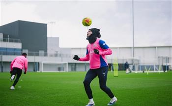 جوارديولا: سنحدد جاهزية بيرناردو سيلفا قبل قمة ليفربول