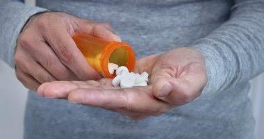 الاستخدام‭ ‬الخاطئ‭ ‬للمسكنات‭ ‬والمضادات‭ ‬في‭ ‬الشتاء‭... ‬خطر‭ ‬بالغ‭! ‬