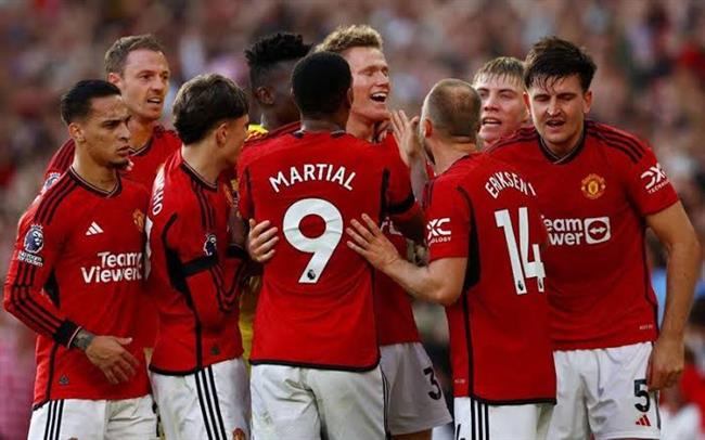 الدوري الإنجليزي.. التشكيل المتوقع لمانشستر يونايتد أمام توتنهام  