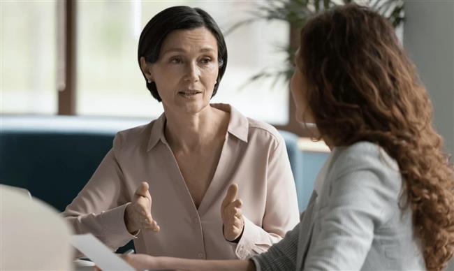 لتحظي بثقة واحترام من حولك.. اتبعي هذه النصائح