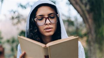 7 سمات تميز من لا يتوقفون عن القراءة قبل إتمام فصول الكتاب
