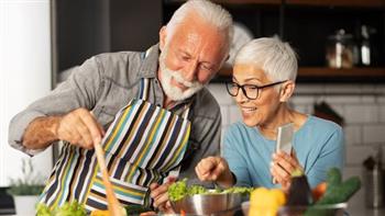 سوء التغذية في الشيخوخة..كيف يمكن علاجه؟