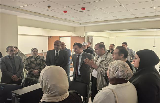 نائب رئيس كهرباء مصر يتفقد مراكز التحكم وخدمة المواطنين بشركة شمال الدلتا