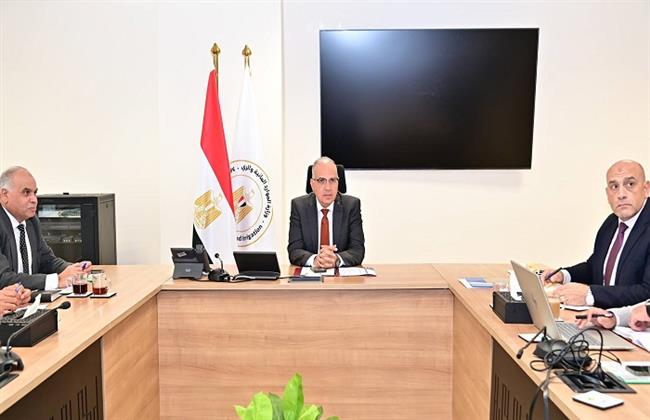 وزير الري يتابع حالة المنظومة المائية بمحافظتي الإسكندرية والبحيرة خلال الفترة الحالية