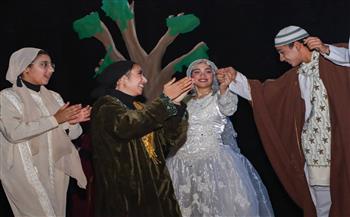 كوميديا اجتماعية تناقش قضايا الشباب على مسرح 23 يوليو بالمحلة