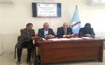 تحت شعار " فكر.. إبداع.. انتماء ".. مدير تعليم البحر الأحمر يشهد تقييم مسابقة "الأمين الأول" لمجلس الأمناء 