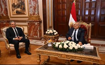 رئيس مجلس الشيوخ يؤكد على أهمية دور الإعلام في الدفاع عن رسالة الوطن ودعم الدولة