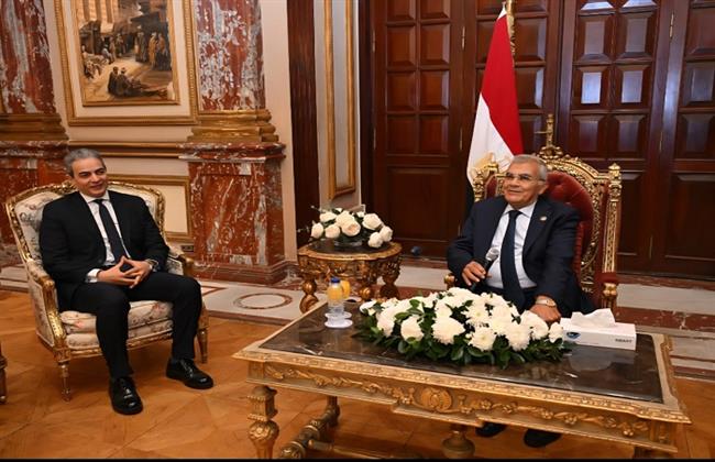 رئيس مجلس الشيوخ يؤكد على أهمية دور الإعلام في الدفاع عن رسالة الوطن ودعم الدولة