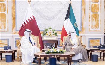 أمير الكويت وولي العهد يستقبلان رئيس مجلس الوزراء وزير الخارجية القطري