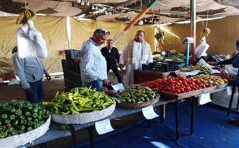 رئيس مدينة القصير يتفقد معرض «أهلاً رمضان» ويطمئن على توافر السلع وجودتها