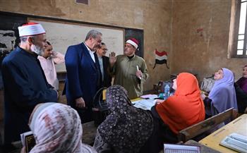 محافظ الغربية يتفقد المعهد الأحمدي بطنطا ويتابع سير العمل بالرواق الأزهري