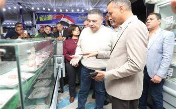 بخصومات مباشرة 20–25%.. محافظ البحر الأحمر يفتتح معرض «أهلاً رمضان» بالغردقة