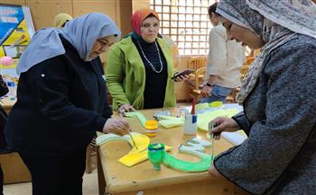 تصميم الملابس والإكسسوارات في ورشة عرائس المسرح الأسود لدعم الأطفال ذوي فرط الحركة