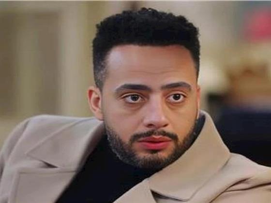 والد عصام السقا يتعرض لوعكة صحية