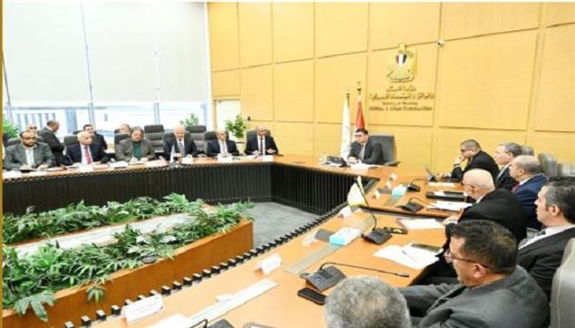 وزير الإسكان يترأس لجنة سياسات «القابضة للمياه» لمتابعة تطوير خدمات الشرب والصرف