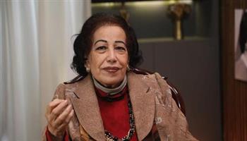 أستاذ علم اجتماع: الهواتف المحمولة دون ضوابط تشبه دخول الأطفال «حقل ألغام»