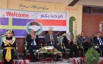  محافظ القليوبية وسفير السويد يتفقدان مبادرة «الفصل الأخضر» بمدرسة القناطر الخيرية الرسمية