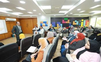 محافظ كفرالشيخ يتابع فعاليات برنامج الأرشفة الإلكترونية بمركز استدامة للتطوير والتدريب