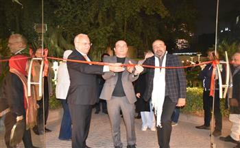 افتتاح معرضي حوار الأحجار وحبر على ورق في مركز مختار الثقافي