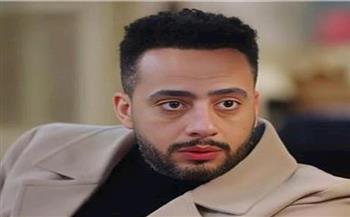 والد عصام السقا يتعرض لوعكة صحية