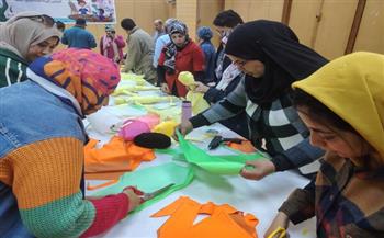 مراحل تصنيع الدمى في ورشة المسرح الأسود لدعم الأطفال ذوي فرط الحركة