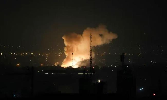 إعلام إيراني: دوي انفجارات في طهران