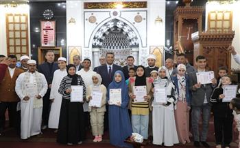 محافظ البحر الأحمر يشهد احتفالية العاشر من رمضان ويسلم جوائز الفائزين بمسابقة حفظ القرآن الكريم 