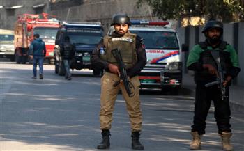 الشرطة الباكستانية: 9 قتلى خلال اقتحام محتجين على مقتل خامنئي مقر القنصلية الأمريكية في كراتشي