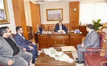 محافظ بورسعيد يستقبل رئيس الإدارة المركزية للأمانة العامة للصحة النفسية ومدير مستشفى الصحة النفسية ببورسعيد 
