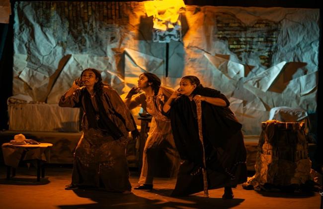 نوادي المسرح 2025/ 2026| «خبز بلون الرماد» و «العادلون» بالإسكندرية