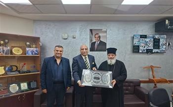 قيادات الكنيسة بالبحر الأحمر يهنئون مصطفى عبده بتوليه مدير مديرية التعليم