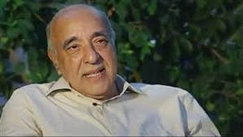 يوسف داود.. 25 عامًا في الهندسة قادته في النهاية إلى عالم الفن