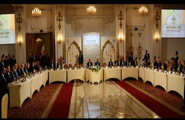 رئيس "الشيوخ" ينظم حفل إفطار لأعضاء المجلس بحضور رئيس "النواب" ووزراء وشخصيات عامة