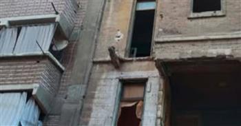 محافظ الإسكندرية يوجه بإزالة الأجزاء العالقة والقابلة للسقوط بالعقارات