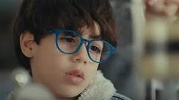 بعد تسليط "اللون الأزرق" الضوء على التوحد.. أخصائية توضح علامات المرض وأهمية الشادو تيتشر 