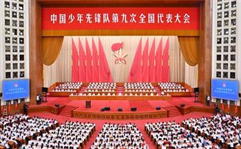 "شاب صيني" من سائق تاكسي في شوارع الصين إلى نائب فى "البرلمان" المجلس الوطني لنواب الشعب الصينى