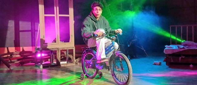 "في المنتزه ليلا" و"ليلة القتلة" في عروض نوادي المسرح بالدقهلية