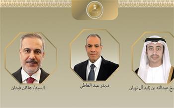 وزير الخارجية يتابع مع نظيريه الإماراتي والتركي تداعيات التصعيد العسكري بالمنطقة