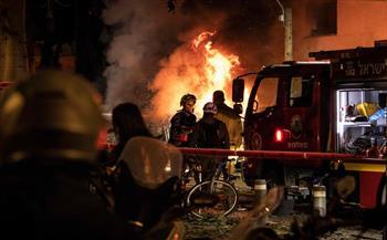 إعلام إسرائيلي: هيئة الإسعاف تتعامل مع عدة مصابين جراء التدافع نحو الملاجئ