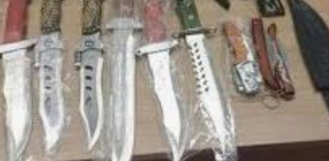 حملات أمنية مكثفة لضبط حائزى الأسلحة البيضاء