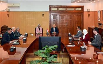 وزير الري ومحافظ الوادي الجديد يبحثان موقف وضوابط استخدام المياه الجوفية