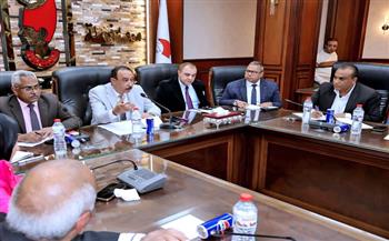 محافظ سوهاج يلتقي الصحفيين والإعلاميين في أول لقاء لوضع خطة لدعم العمل الإعلامي