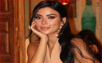 كارولين عزمي تكشف حقيقة ارتباطها بأحمد العوضي